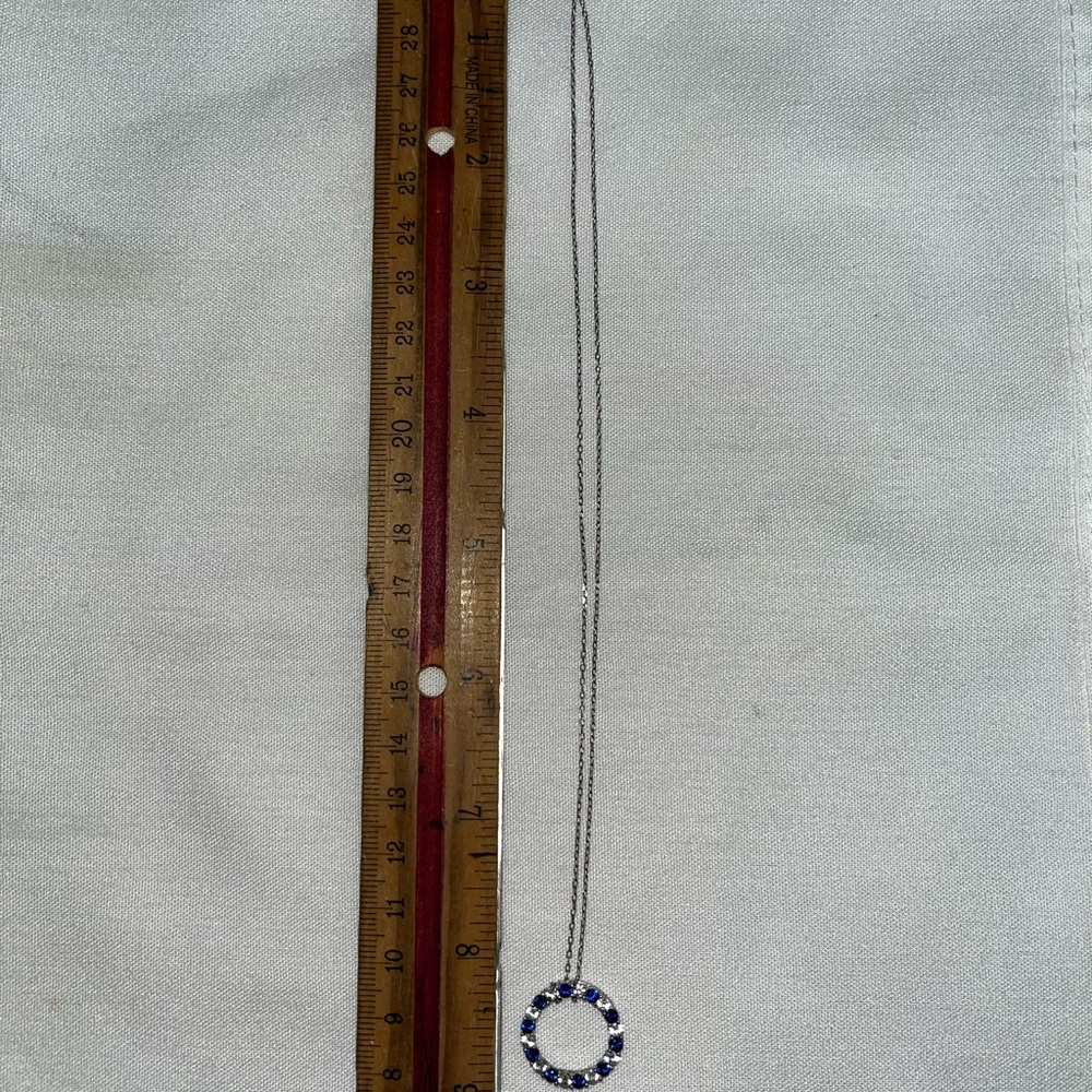 Elegant sterling Silver and Blue Pendant Necklace